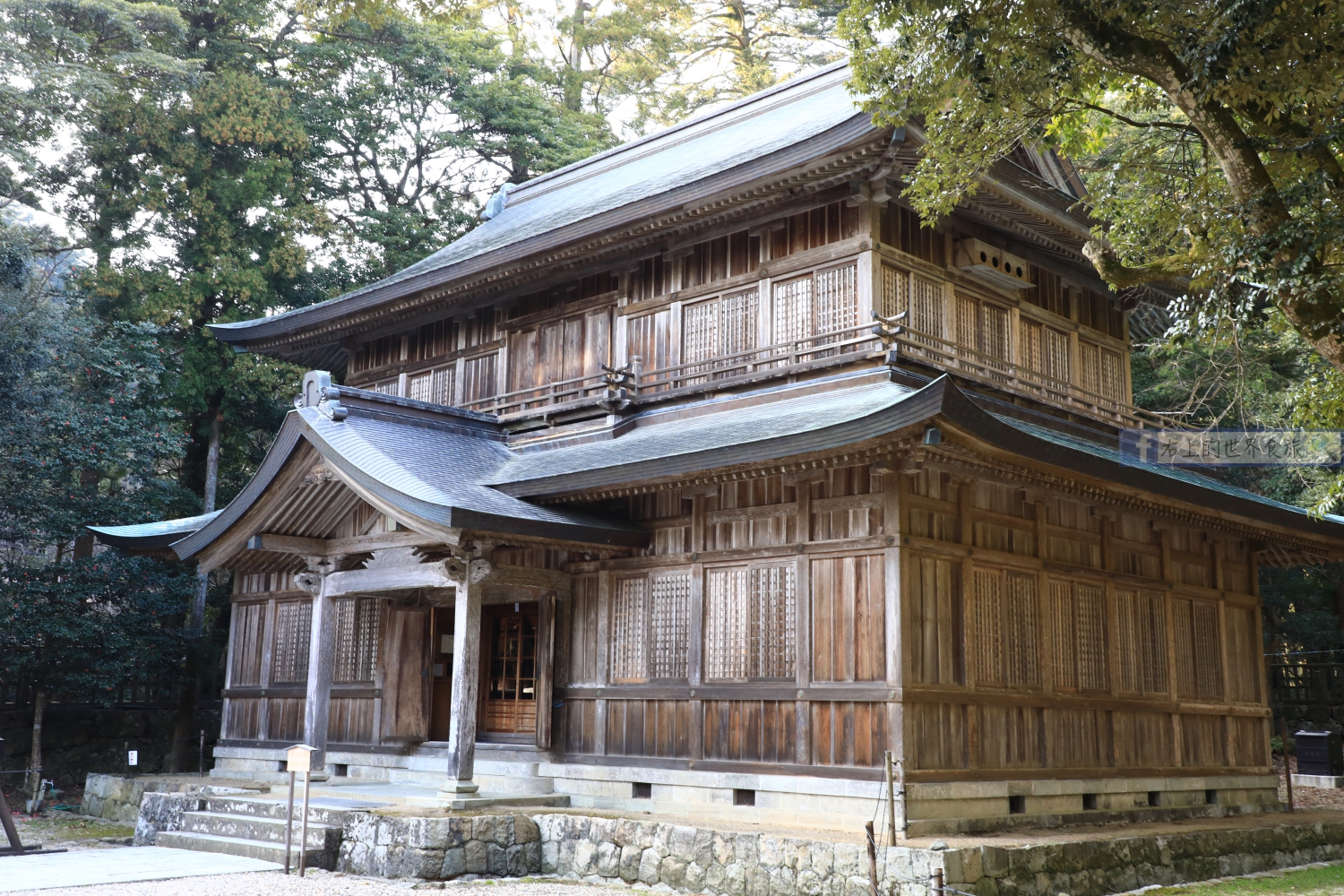 山陰島根旅遊 出雲大社 含交通攻略 祈求姻緣必訪的超靈神社 右上世界食旅